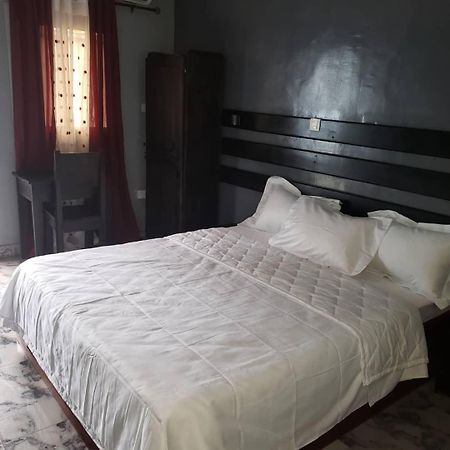 Sunrise Center Bonapriso 111 Hotel Douala Luaran gambar