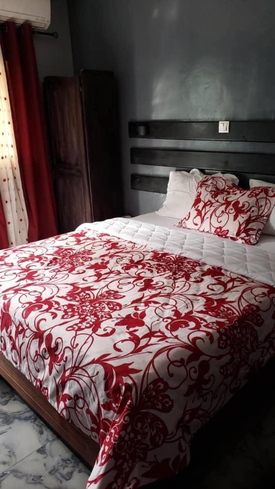 Sunrise Center Bonapriso 111 Hotel Douala Luaran gambar