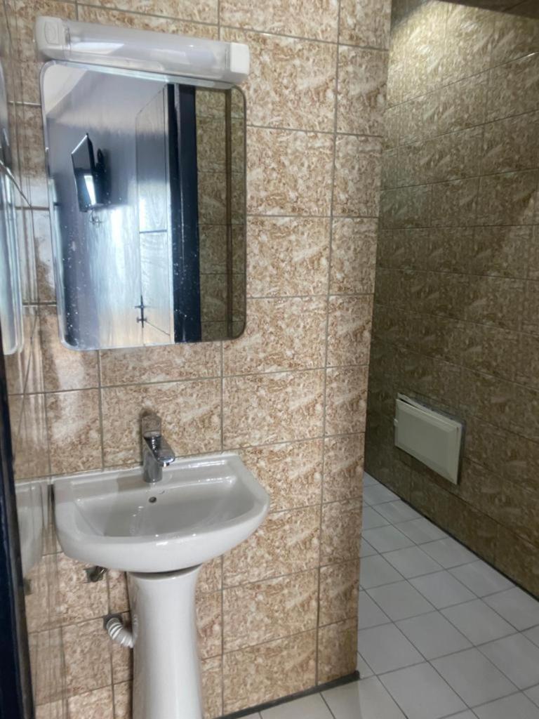 Sunrise Center Bonapriso 111 Hotel Douala Luaran gambar