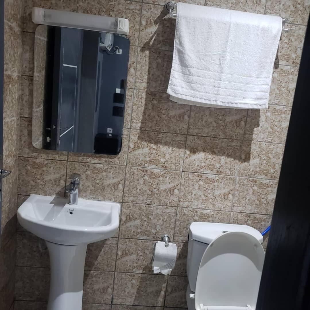 Sunrise Center Bonapriso 111 Hotel Douala Luaran gambar